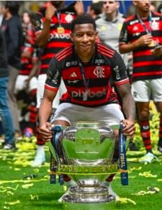 ¡Exclusivo! Gonzalo Plata explica su elección por Flamengo y su adaptación a Brasil