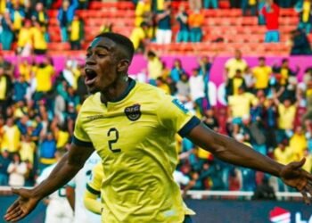 Corinthians busca interés en Félix Torres, pero alto salario impide salida; conocer detalles