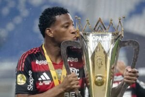 ¡Exclusivo! Gonzalo Plata explica su elección por Flamengo y su adaptación a Brasil