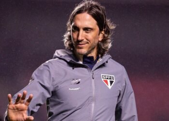 Recuerdan el trabajo de Luís Zubeldia, técnico del São Paulo, en LDU Quito