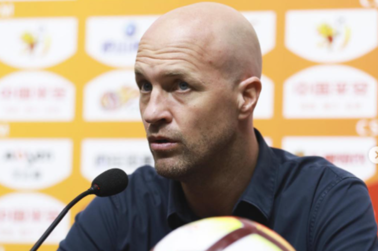 Recordar la etapa de Jordi Cruyff en la selección ecuatoriana
