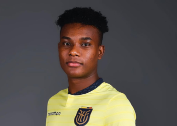 Óscar Zambrano en el Selección Ecuatoriana