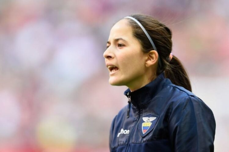 ¿Quién es Vanessa Arauz? Conozca la trayectoria de la entrenadora de la selección femenina sub-17 de Chile