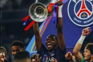 Ecuatorianos en alza: el PSG de Willian Pacho lidera presencia en el ranking de la UEFA