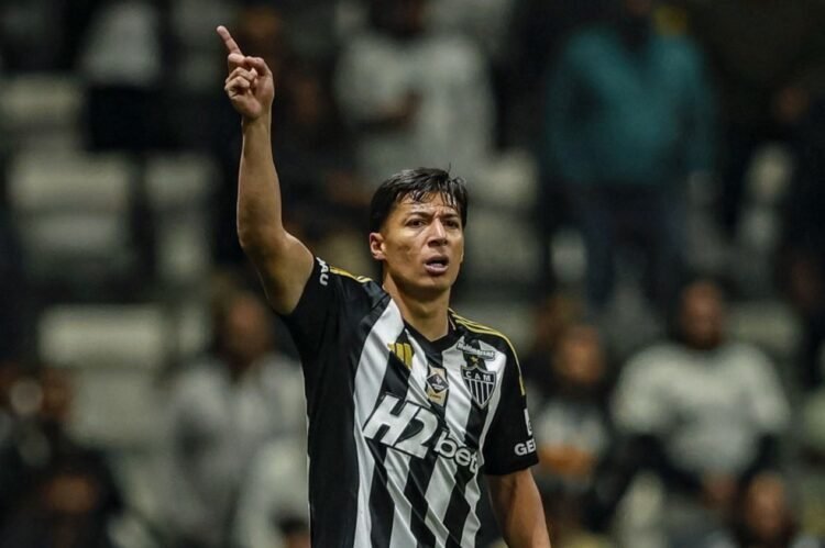 Alan Franco juega con consistencia, pero sus errores le costaron al Atlético-MG la derrota por 2-1 ante Bahía