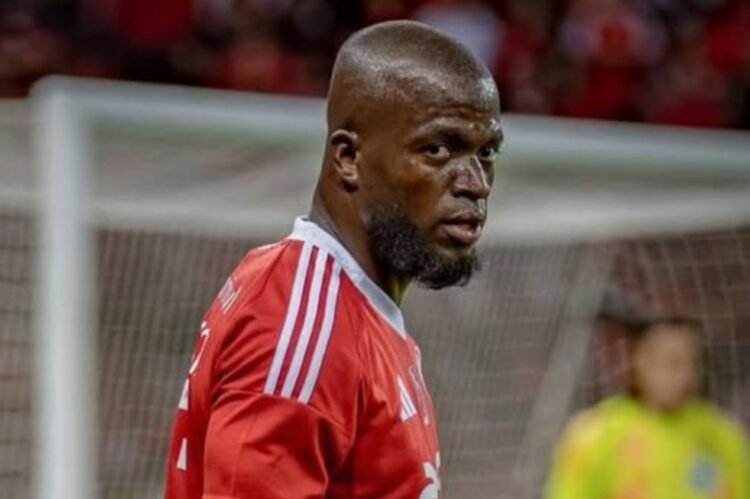 Fluminense golpea al Internacional y expone el mal momento de Enner Valencia