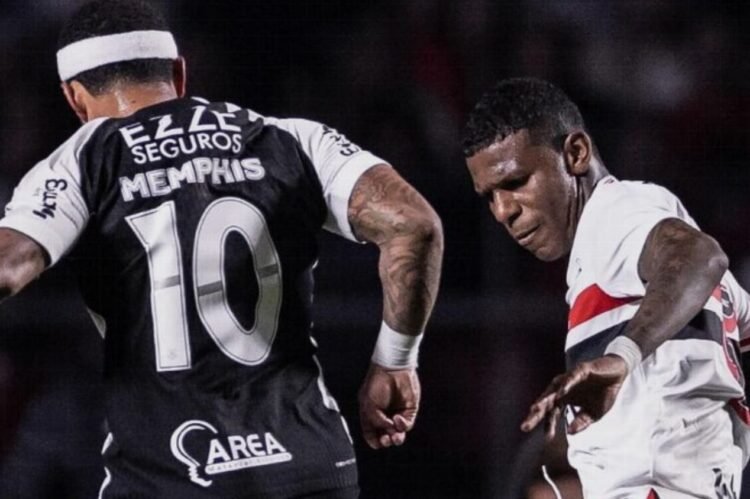Robert Arboleda brilló y lideró la defensa del São Paulo en el triunfo ante Corinthians