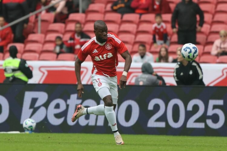 Actuación apagada: Enner Valencia decepciona en la eliminación del Inter ante Fluminense