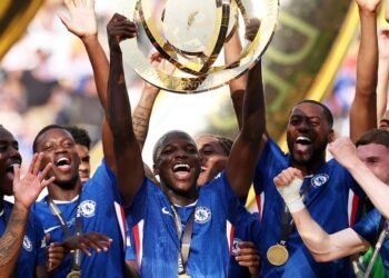 Descubre en qué club vivió Moises Caicedo el mejor momento de su carrera